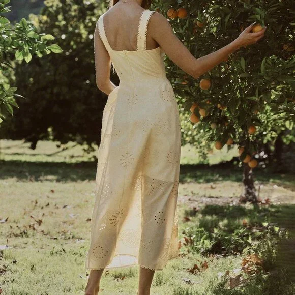 Light Yellow Elegant Women's Sweetheart Neck Drop-waist Sleeveless Midi Dress - Picture 2 of 7